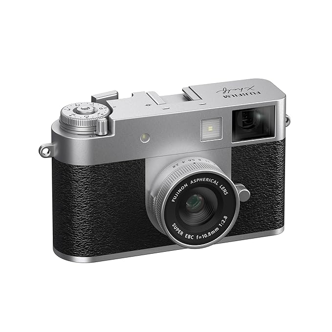 Fujifilm X Half (FUJIFILM X-HF1) - Image 1